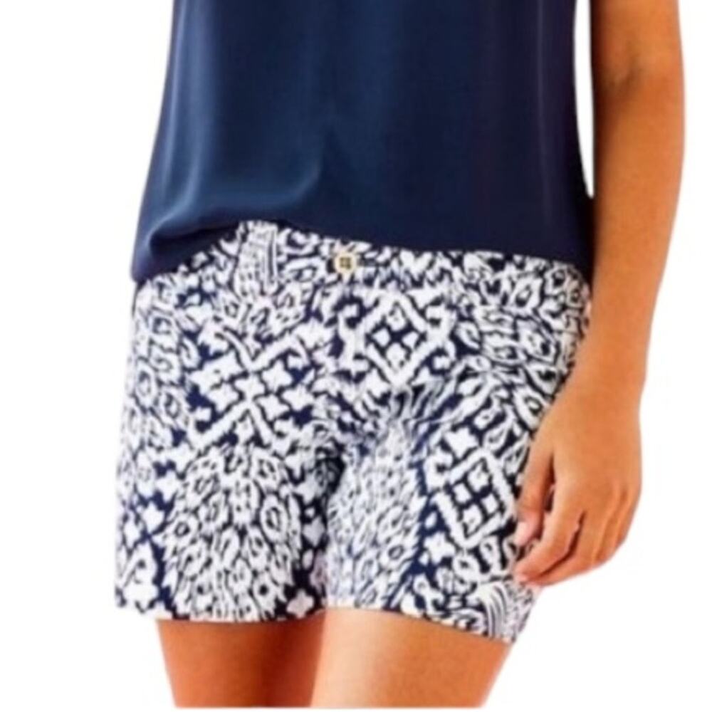 Lilly Pulitzer Kelly Stretch Shorts Peacock Hidden Print Size 0 Blue White 2018